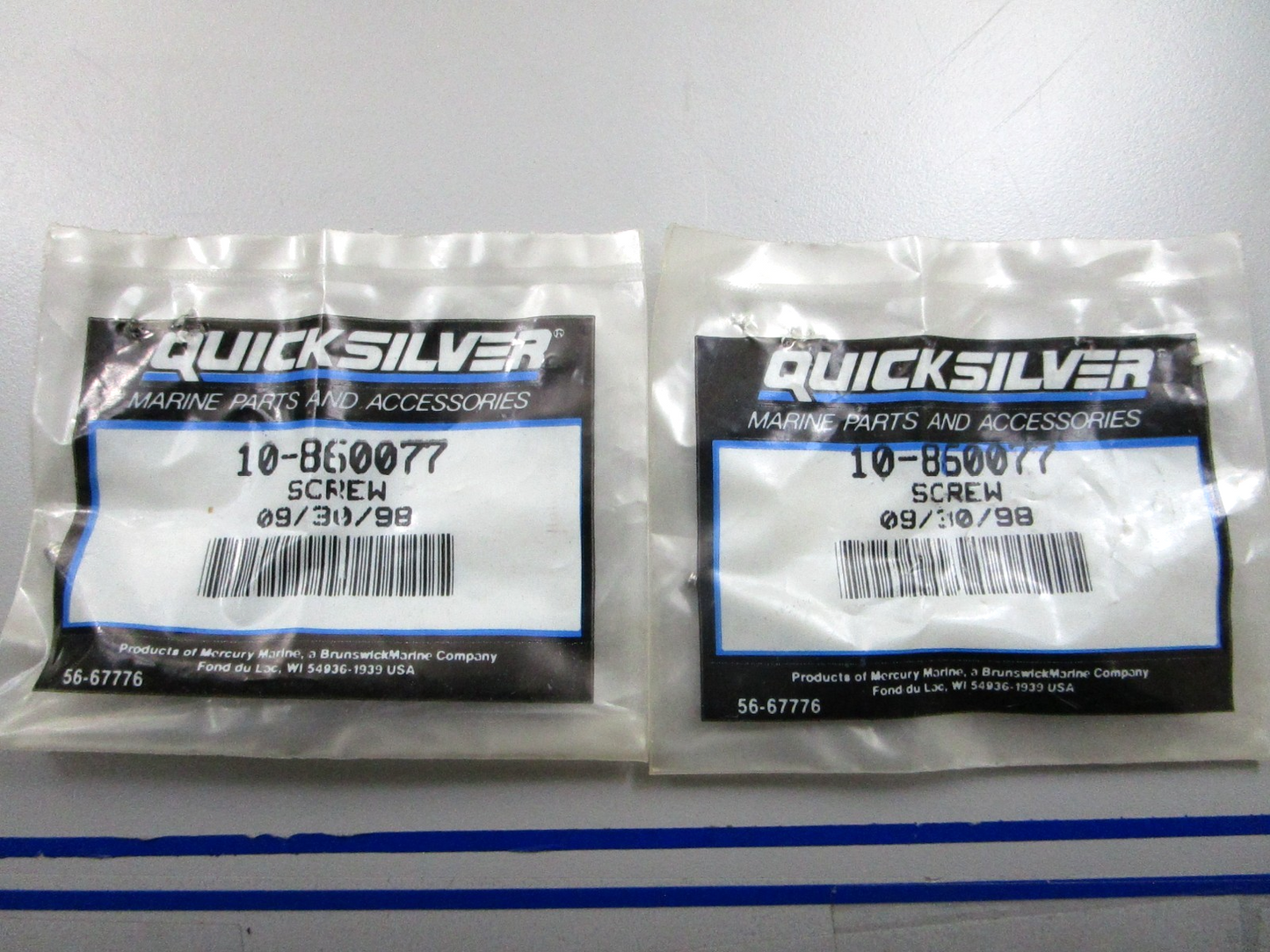 *NEW OEM* (LOT OF 2) 0810 Mercury Quicksilver Screw 10-860077