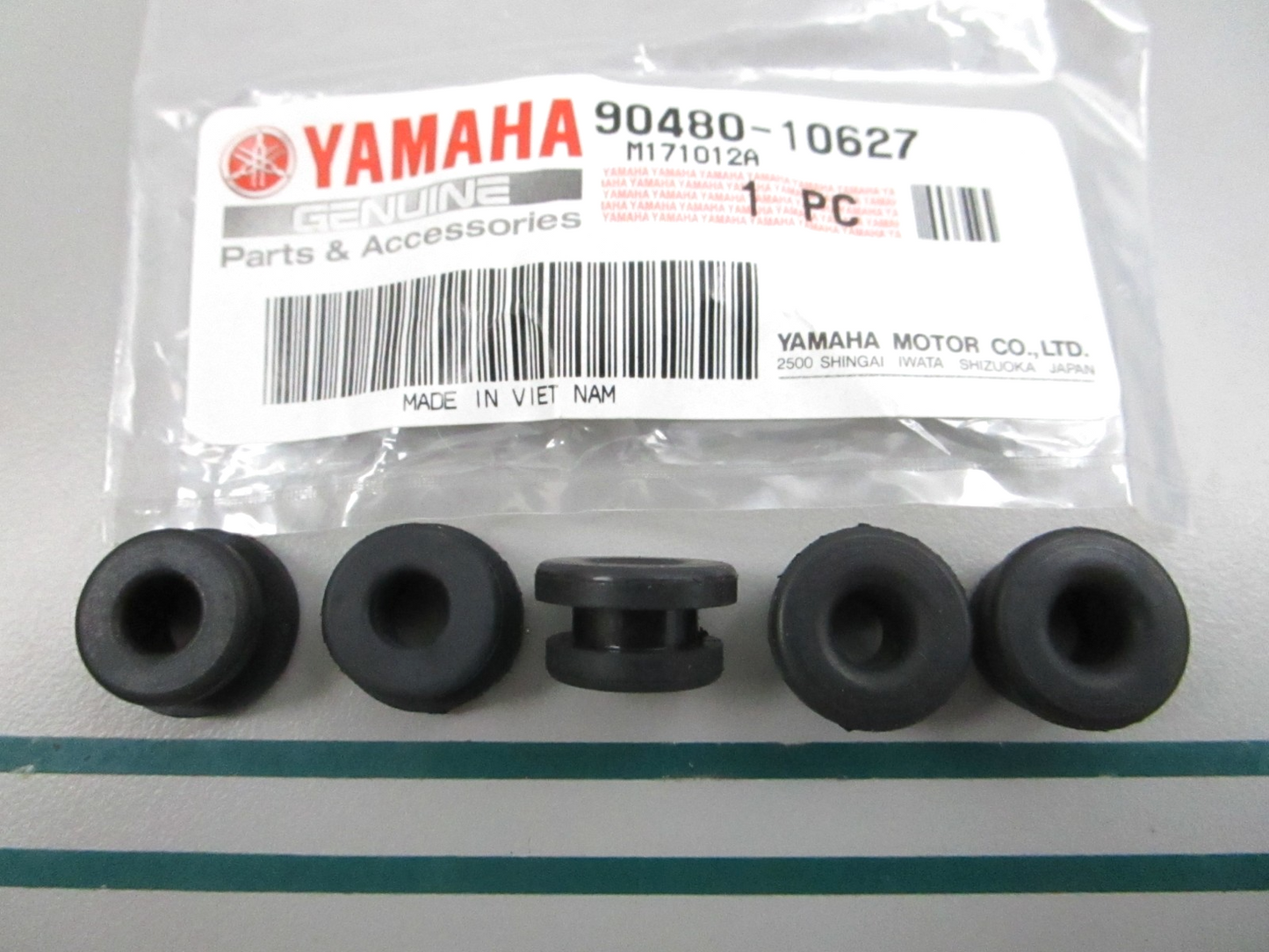 NEW OEM (LOT OF 5) 90480-10627-00 Yamaha Grommet 0810
