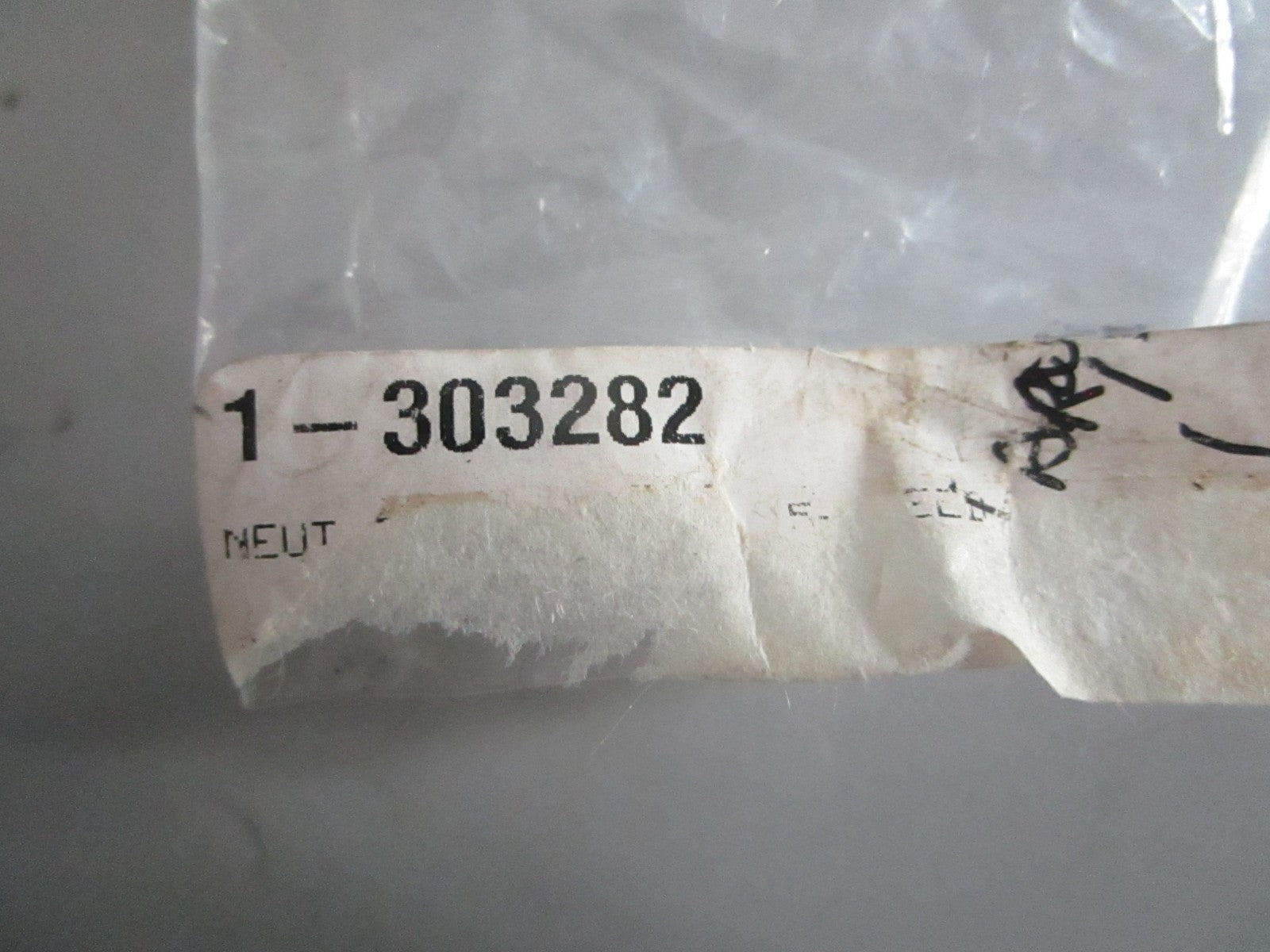 NEW OEM 303282 Exmark Neutral Start Switch 0820