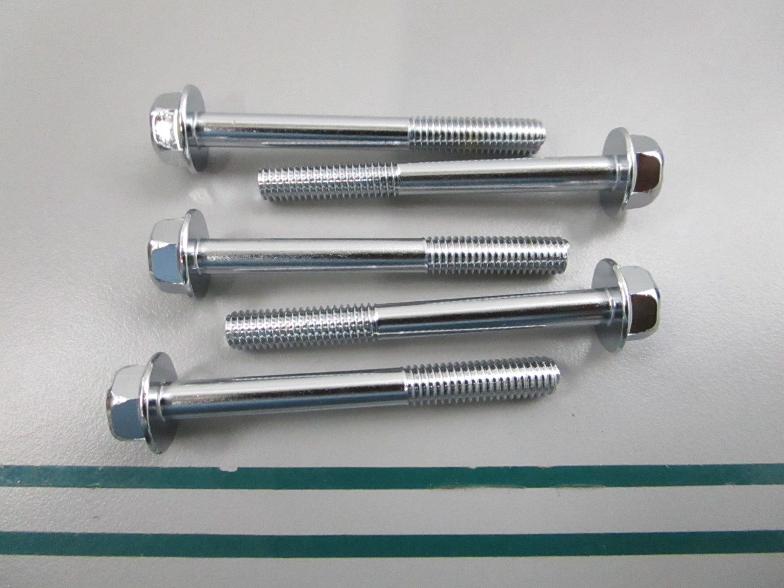 NEW OEM (LOT OF 5) 90105-06M17-00 Yamaha Flange Bolt 0810
