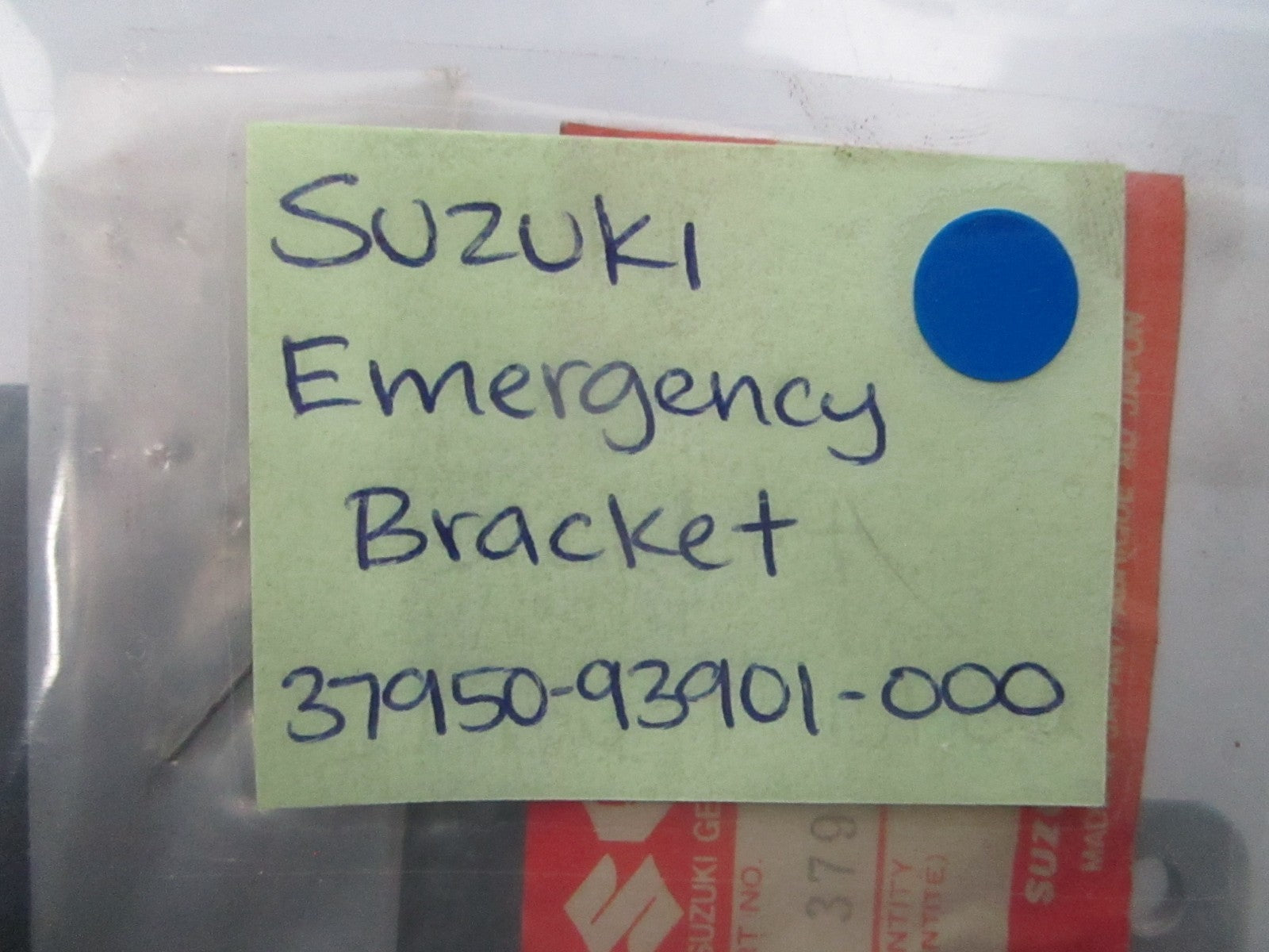 *NEW OEM* 0810 Suzuki Emergency Bracket 37950-93901-000
