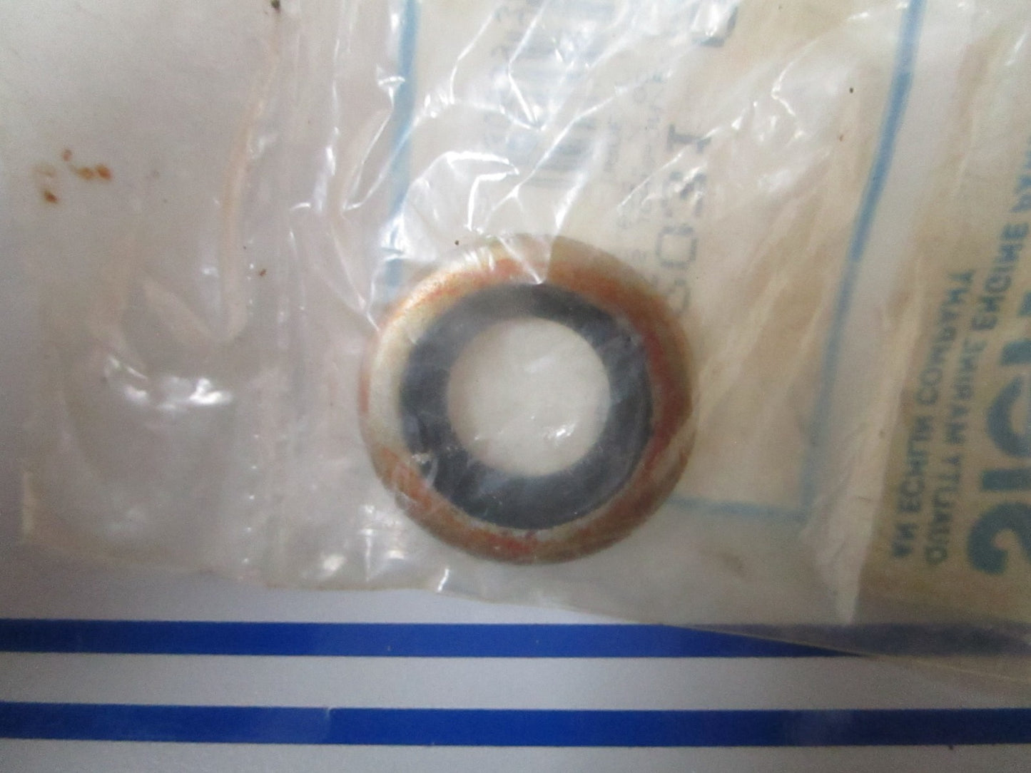 NEW 18-2031 Replaces: OMC 321787 Sierra Oil Seal 0810