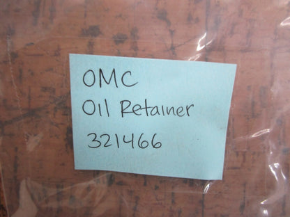 *NEW OEM* (LOT OF 2) 0810 OMC Johnson Evinrude Oil Retainer 324466 0321466
