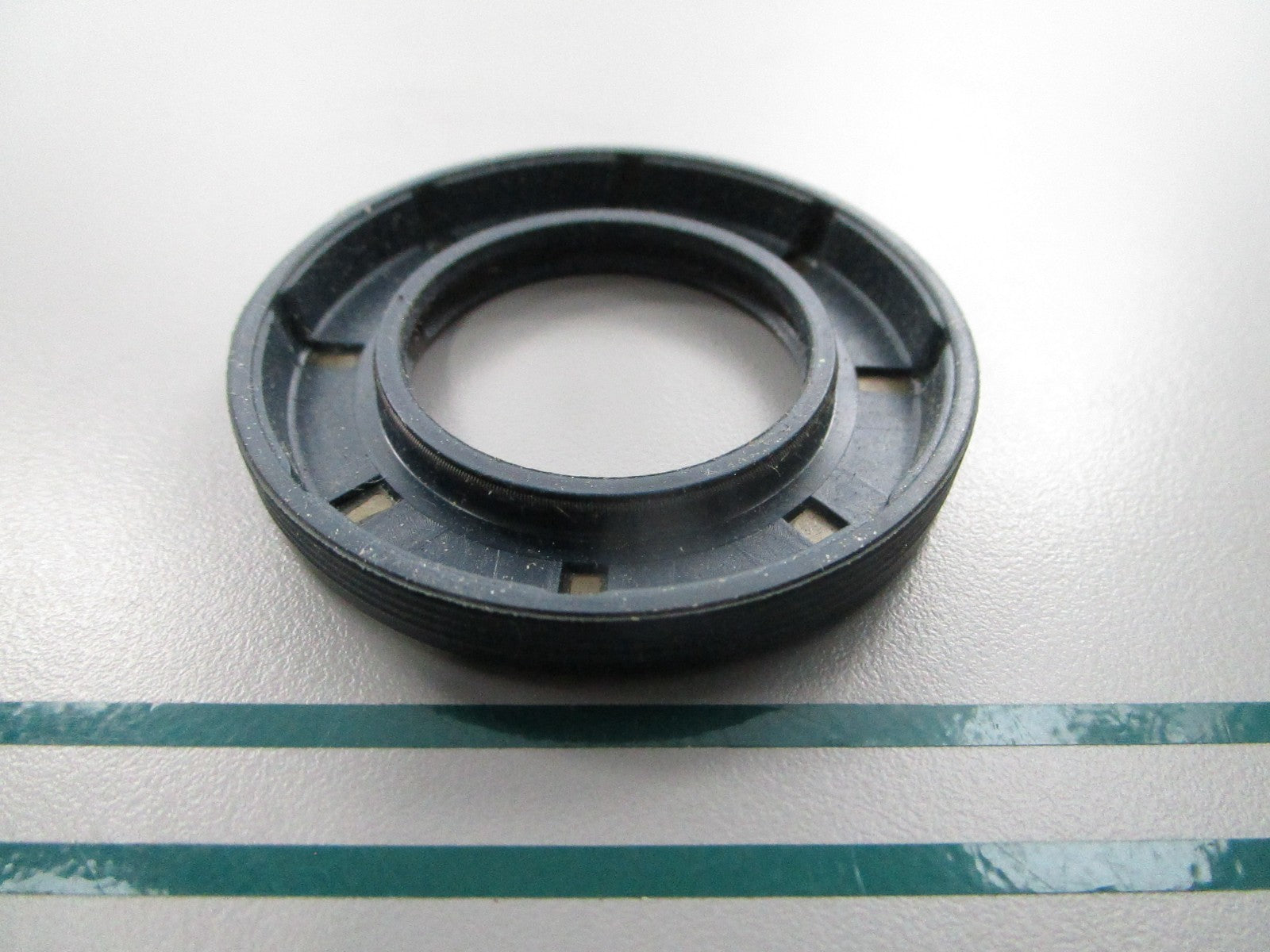 NEW OEM CE17706 John Deere Gearcase Seal 0810
