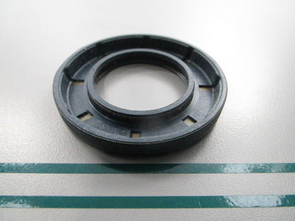 NEW OEM CE17706 John Deere Gearcase Seal 0810