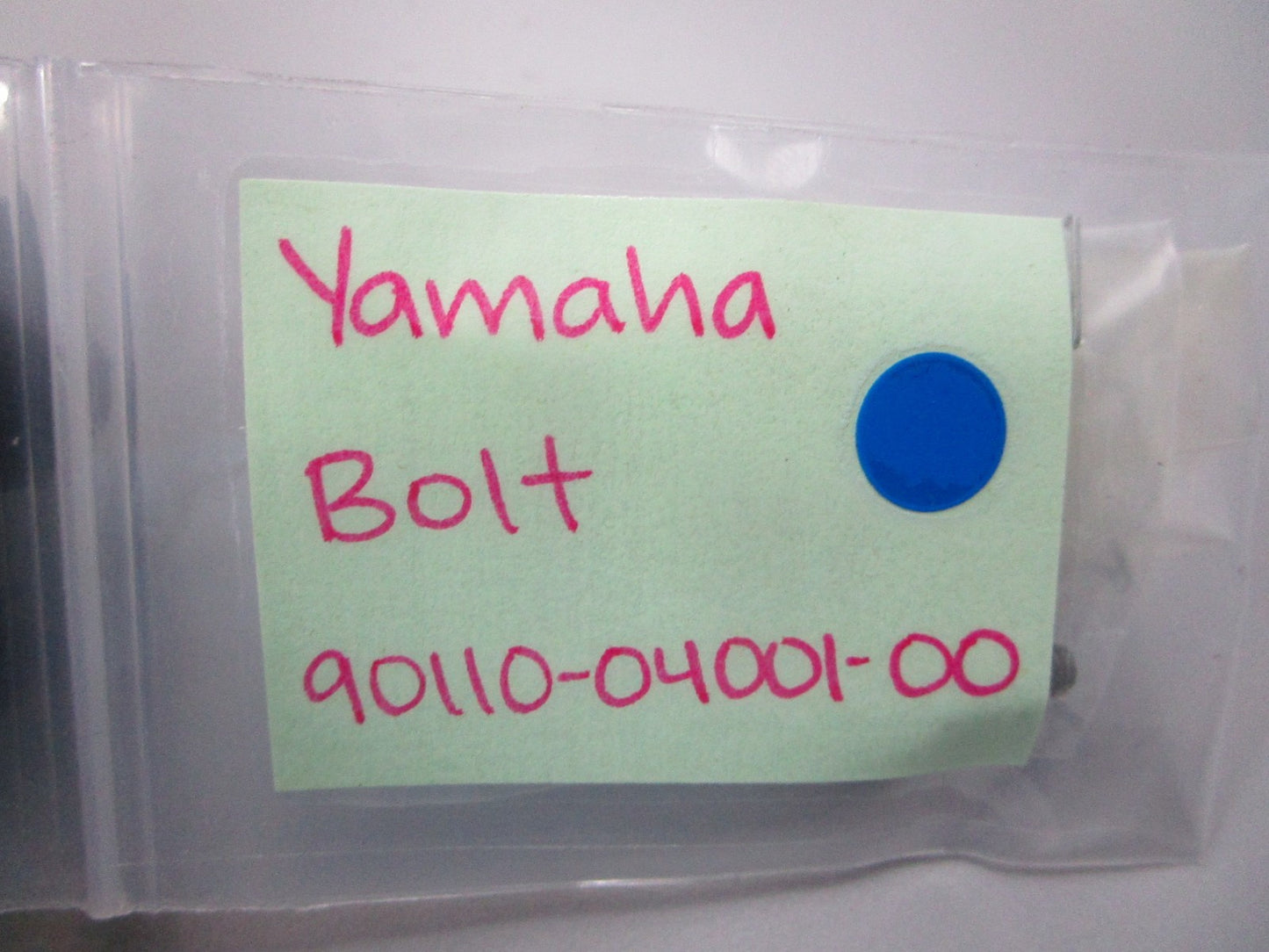 NEW OEM 90110-04001-00 Yamaha Bolt 0810