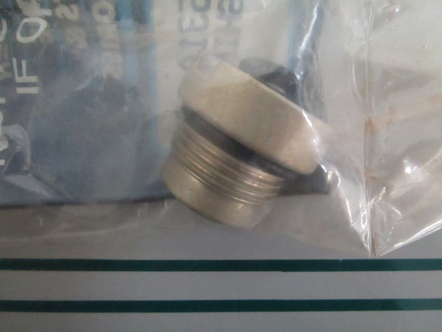 NEW OEM 23-77631A2 Mercury Quicksilver Bushing Assy 0820