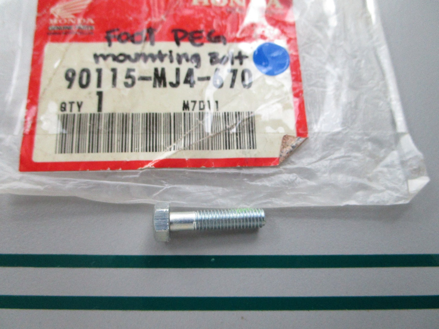 NEW OEM 90115-MJ4-670 Honda Foot Peg Mounting Bolt 0810