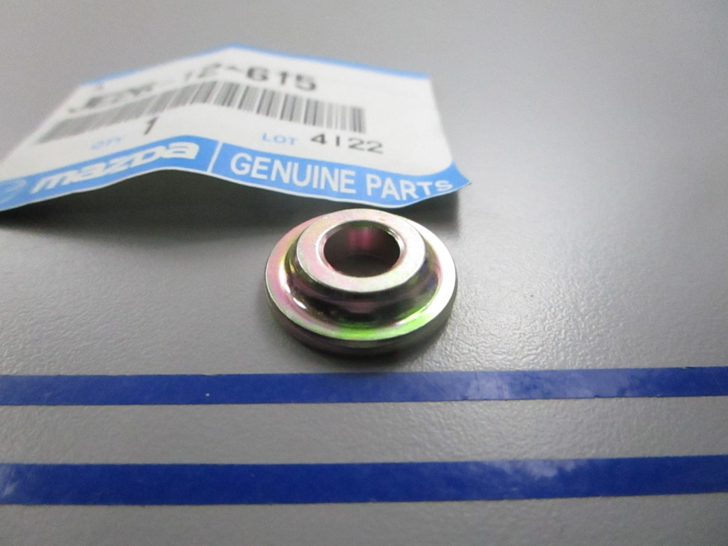 NEW OEM JE26-12-615 Mazda Collar 0810