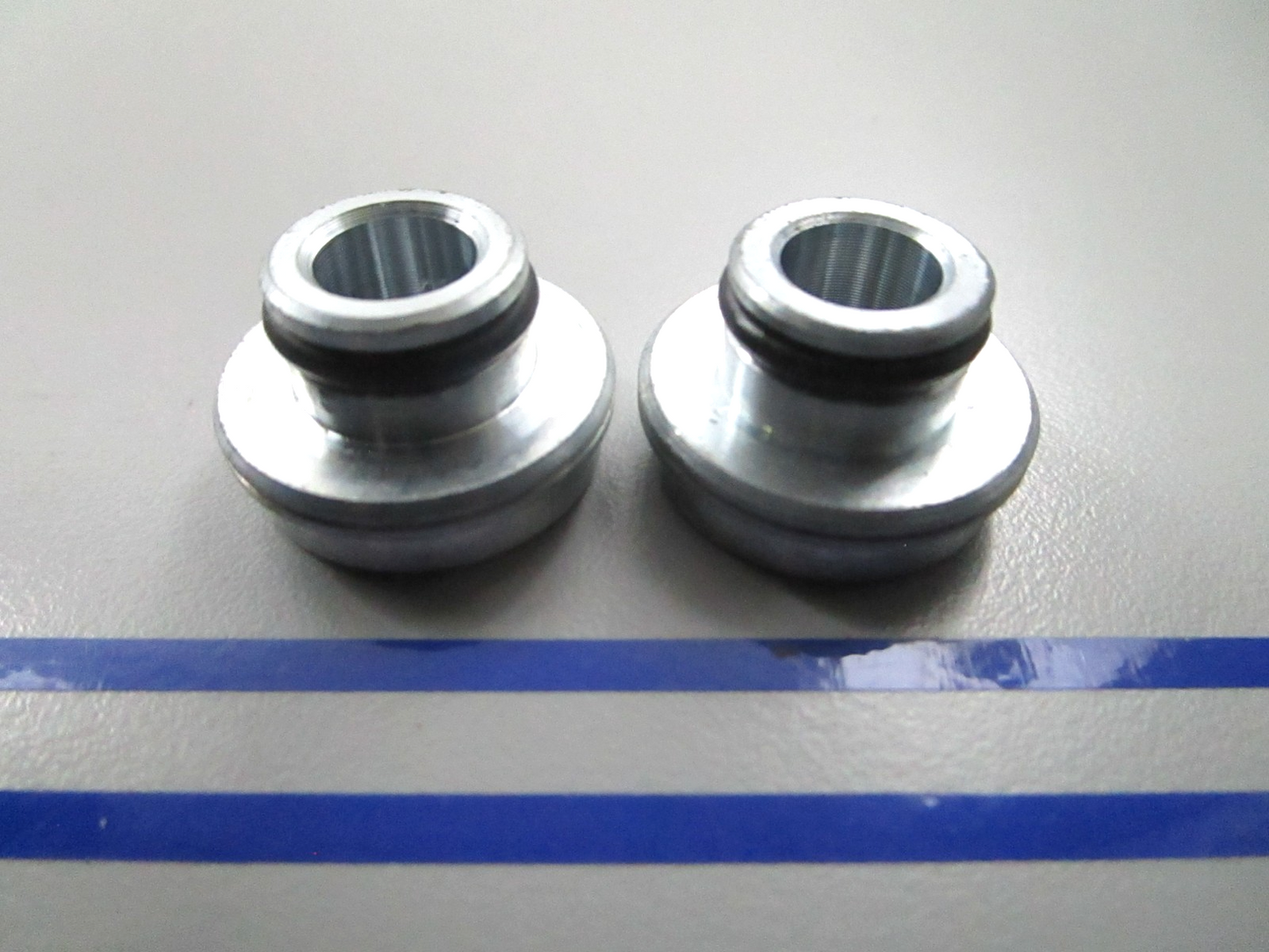 *NEW OEM* (LOT OF 2) 0810 Mercury Quicksilver Bushing 814103 2