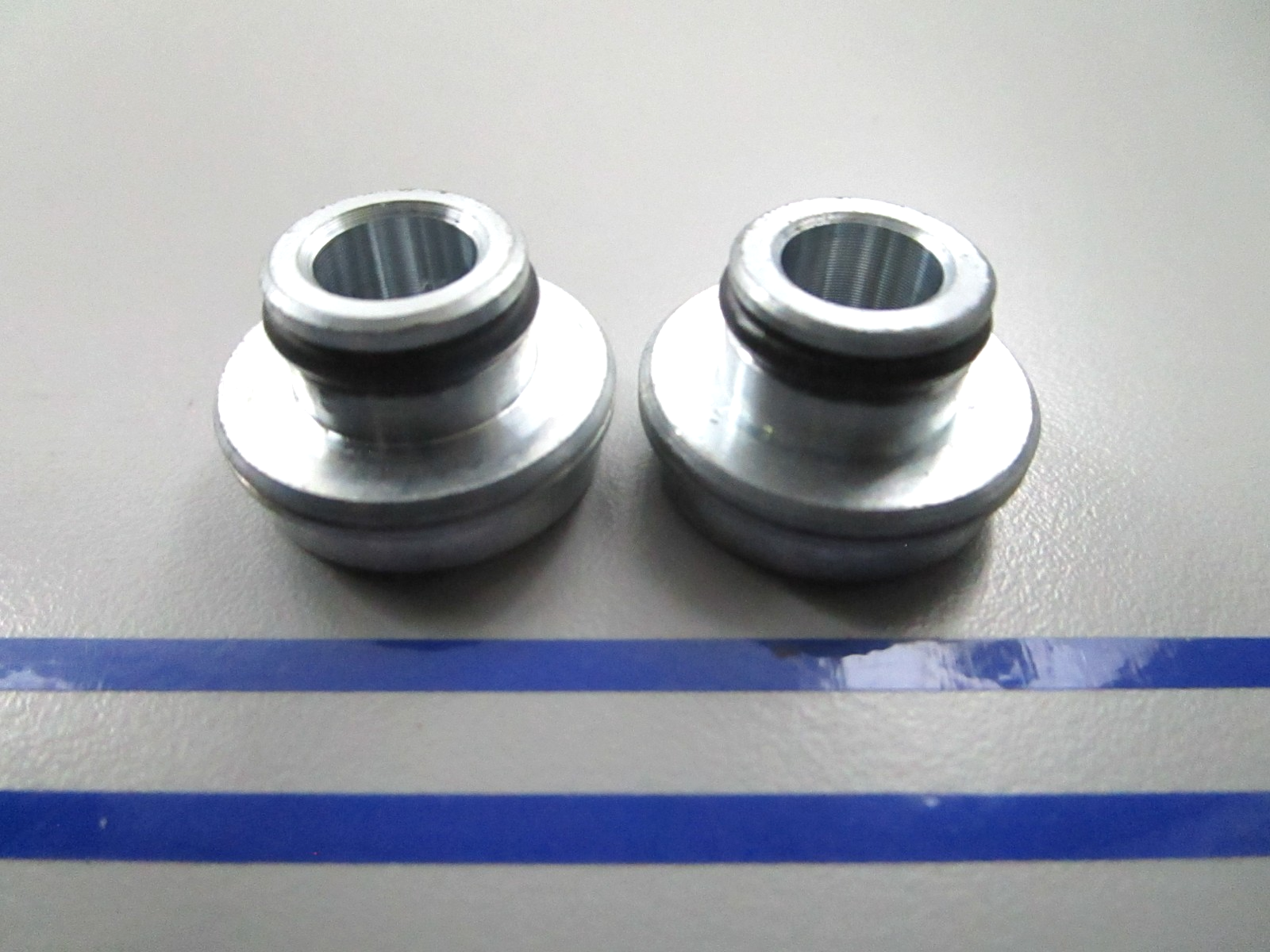 *NEW OEM* (LOT OF 2) 0810 Mercury Quicksilver Bushing 814103 2