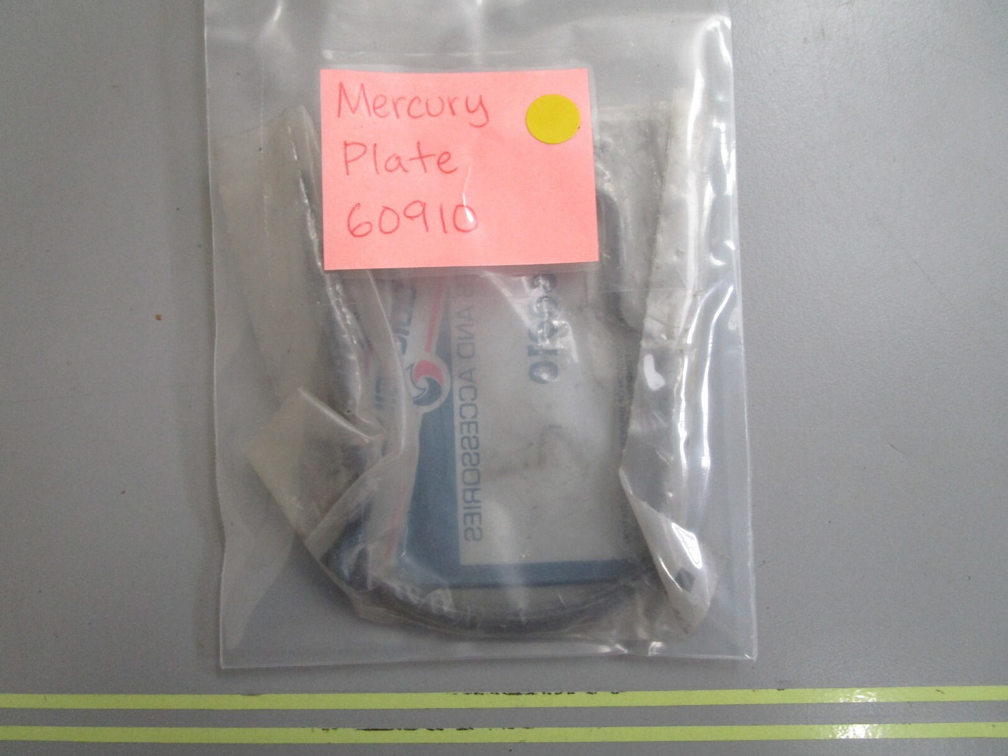 *NEW OEM* 0810 Mercury Quicksilver Plate 60910
