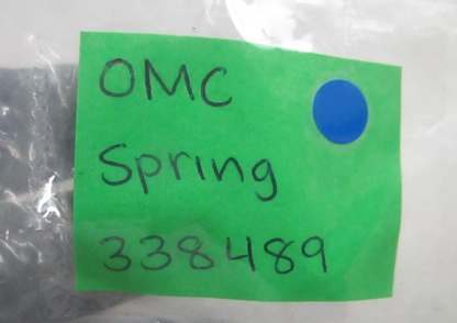*NEW OEM* 0810 OMC Johnson Evinrude Spring 338489 0338489