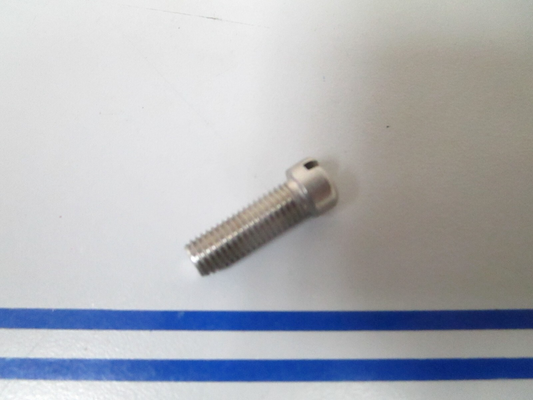 *NEW OEM* 0810 OMC Johnson Evinrude Screw Plug 330055 0330055