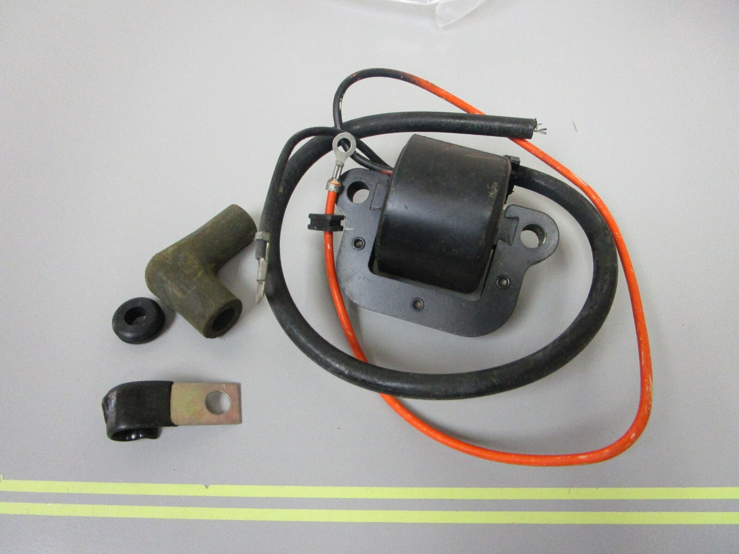 *NEW OEM* 0810 OMC Johnson Evinrude Ignition Coil Kit 582091 0582091