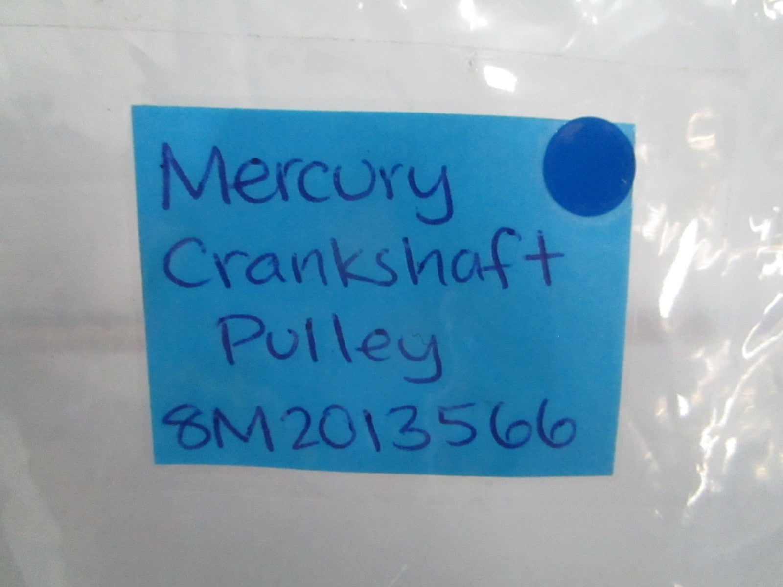 NEW OEM 8M2013566 Mercury Quicksilver Crankshaft Pulley 0820
