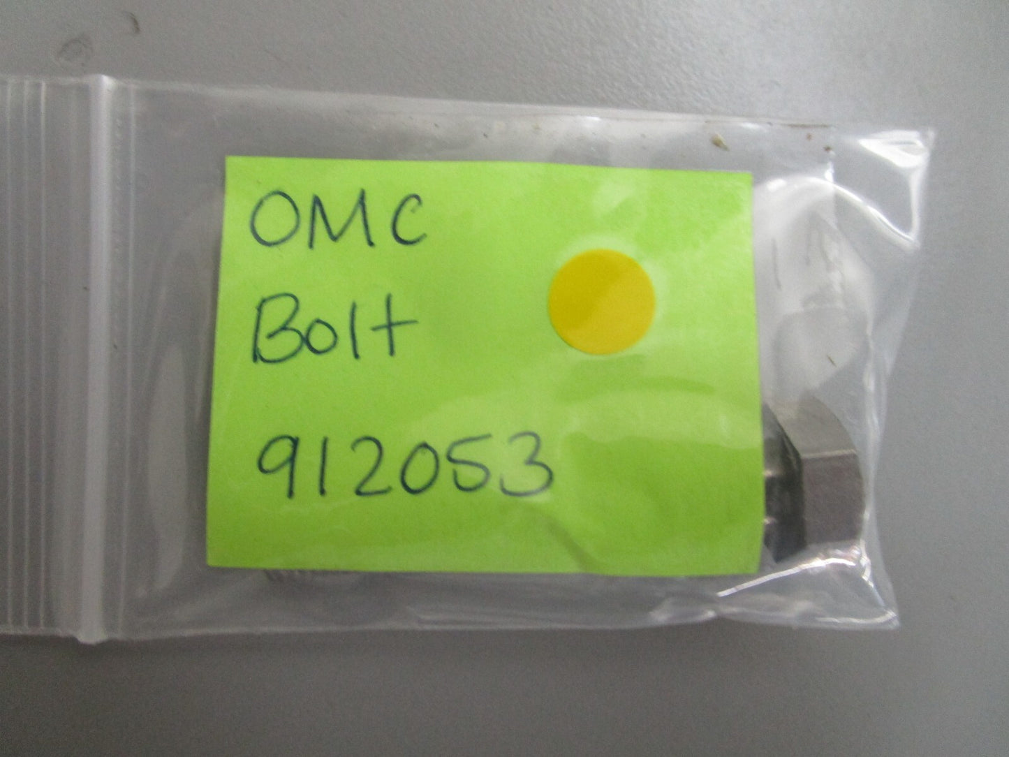 *NEW OEM* 0810 OMC Johnson Evinrude Bolt 912053 0912053
