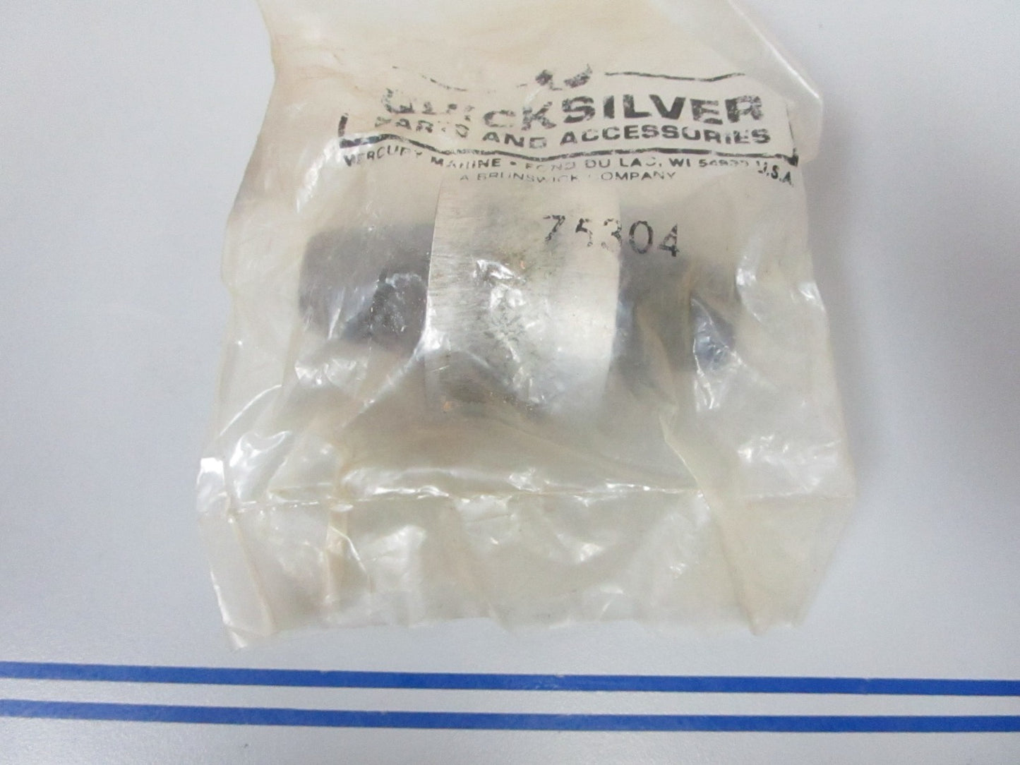 *NEW OEM* 0720 Mercury Quicksilver Lower Mount 75304