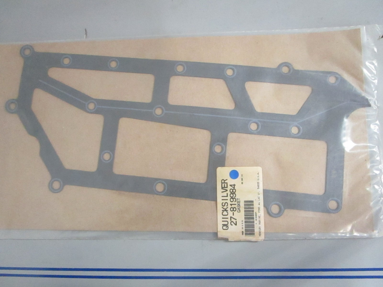 NEW OEM 27-819984 Mercury Quicksilver Gasket 0820