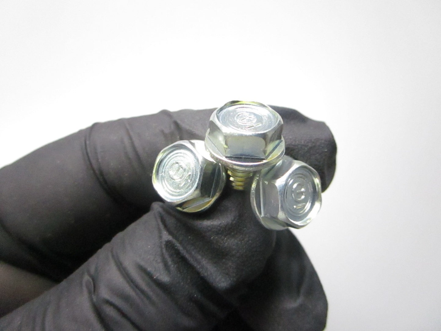 *NEW OEM* (LOT OF 3) 0810 Honda Screw 95701-0600800