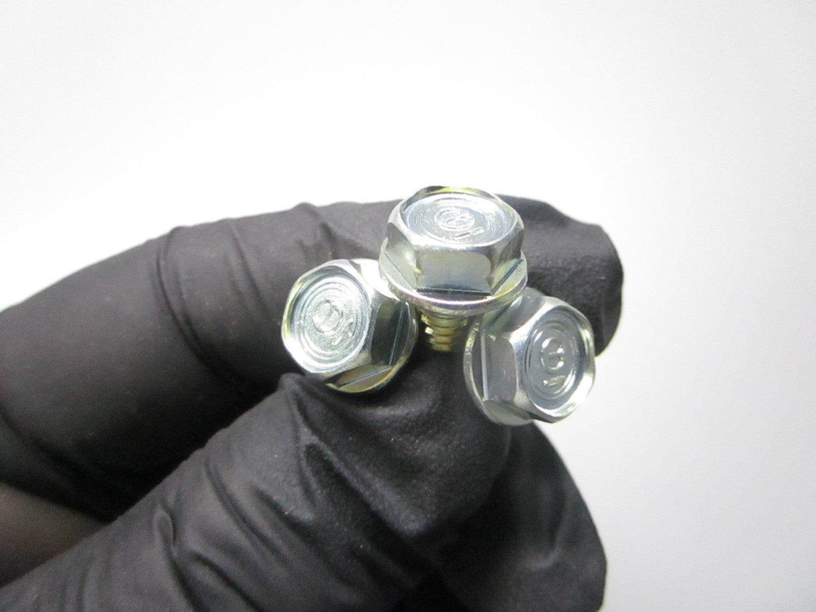 *NEW OEM* (LOT OF 3) 0810 Honda Screw 95701-0600800