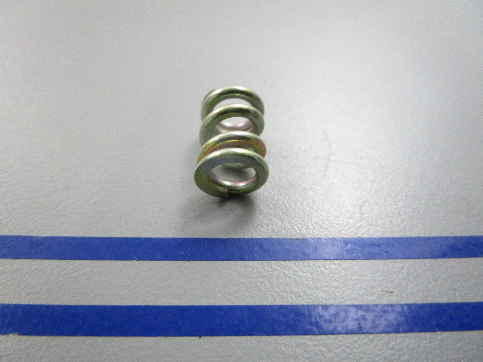 NEW OEM 24-28357 Mercury Quicksilver Spring 0810
