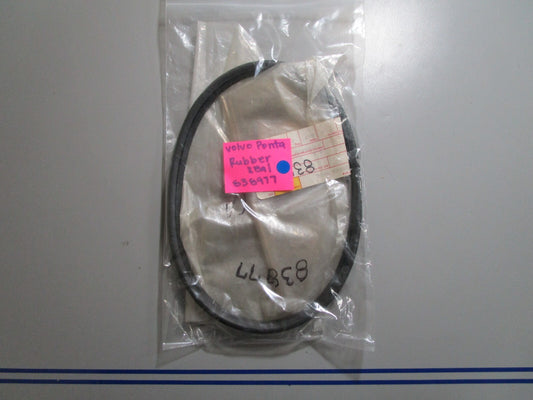 *NEW OEM* 0810 Volvo Penta Rubber Seal 838977