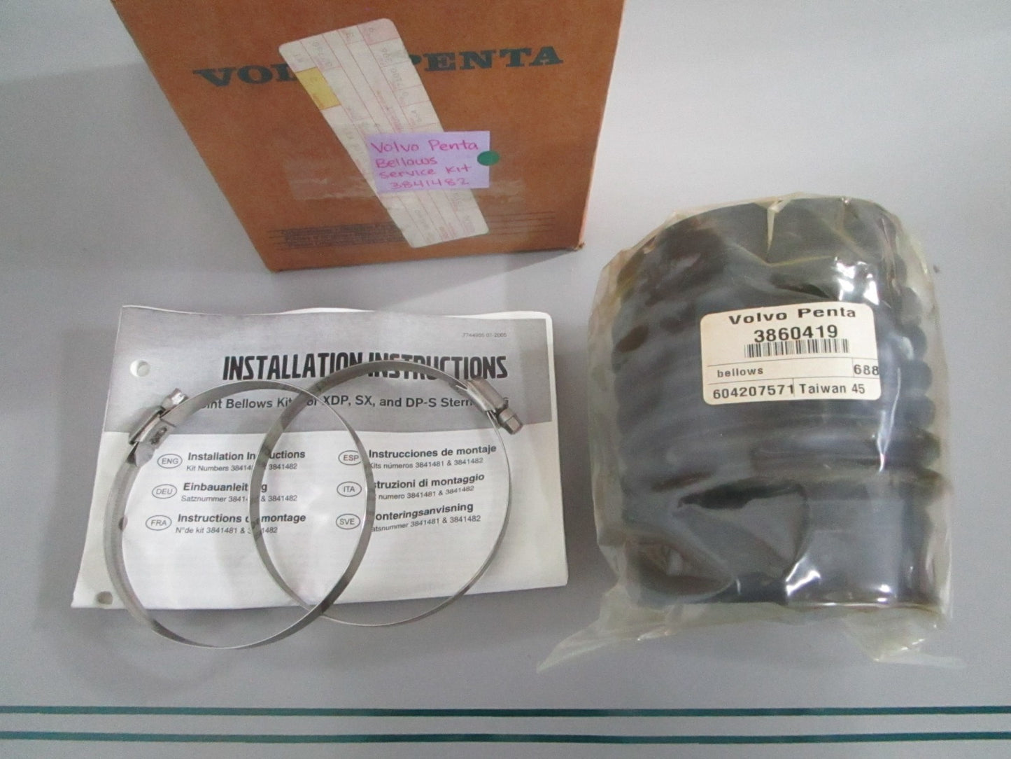 NEW OEM 3841482 Volvo Penta Bellows Service Kit 0820