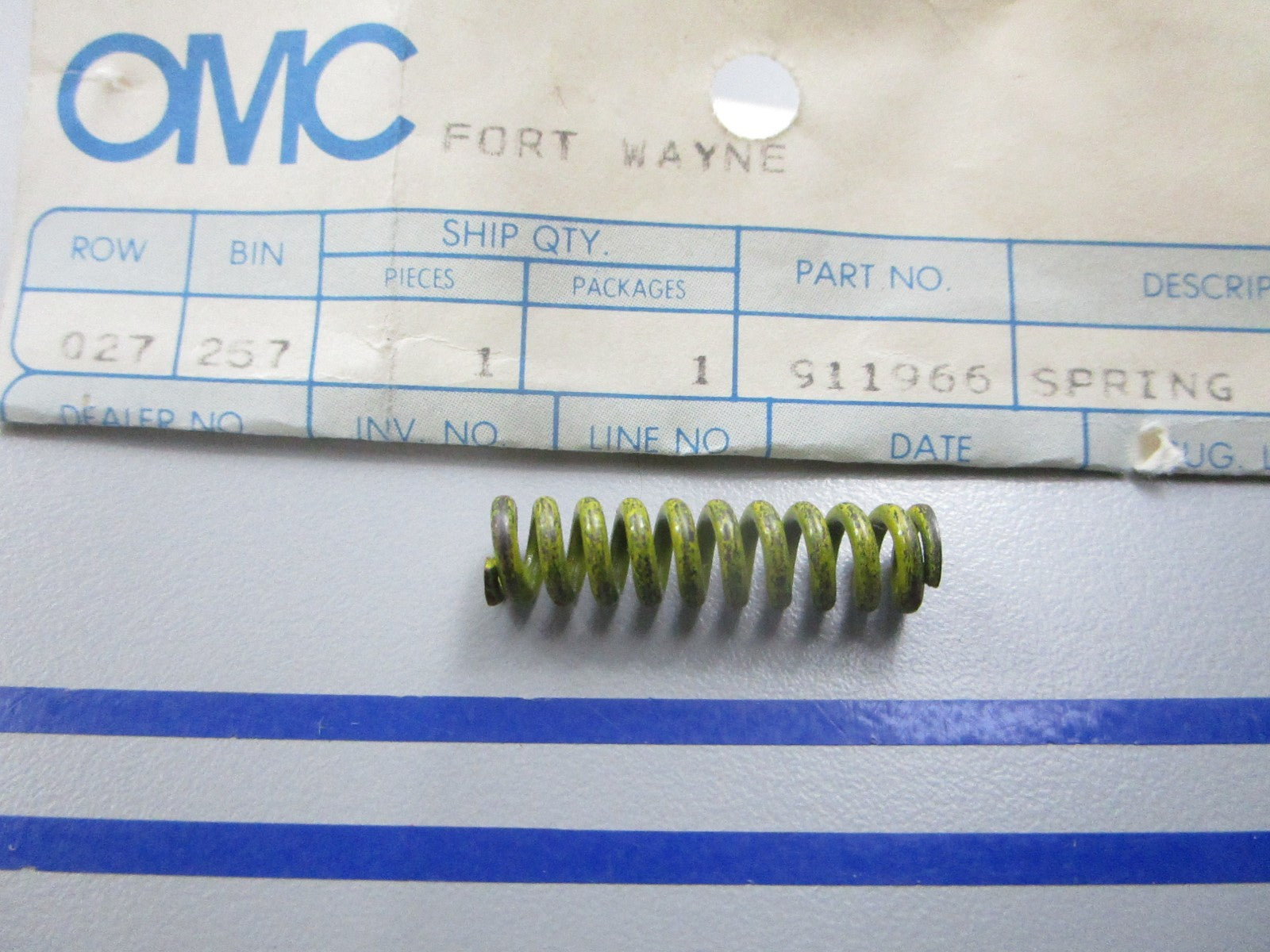 NEW OEM 911966 0911966 OMC Johnson Evinrude Spring 0810
