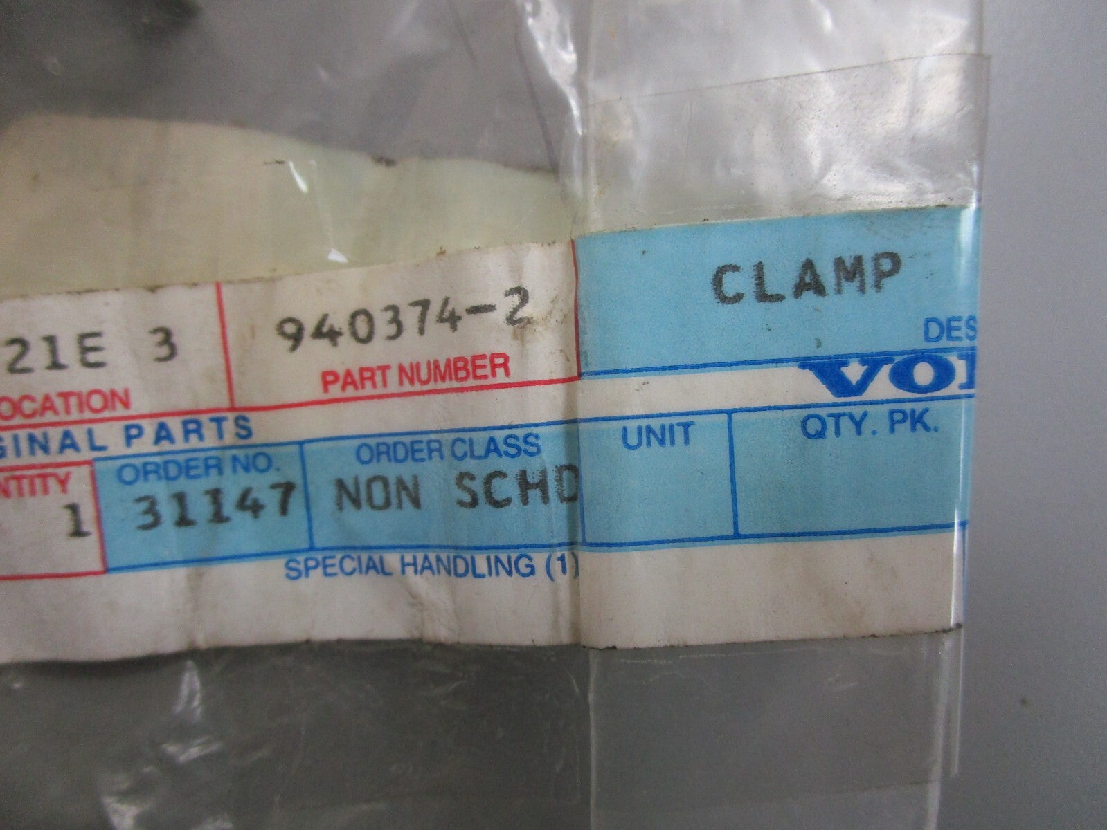 *NEW OEM* 0810 Volvo Penta Clamp 940374-2