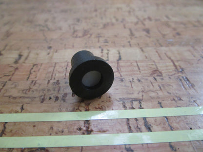 *NEW OEM* 0810 OMC Johnson Evinrude Filter 914712 0914712