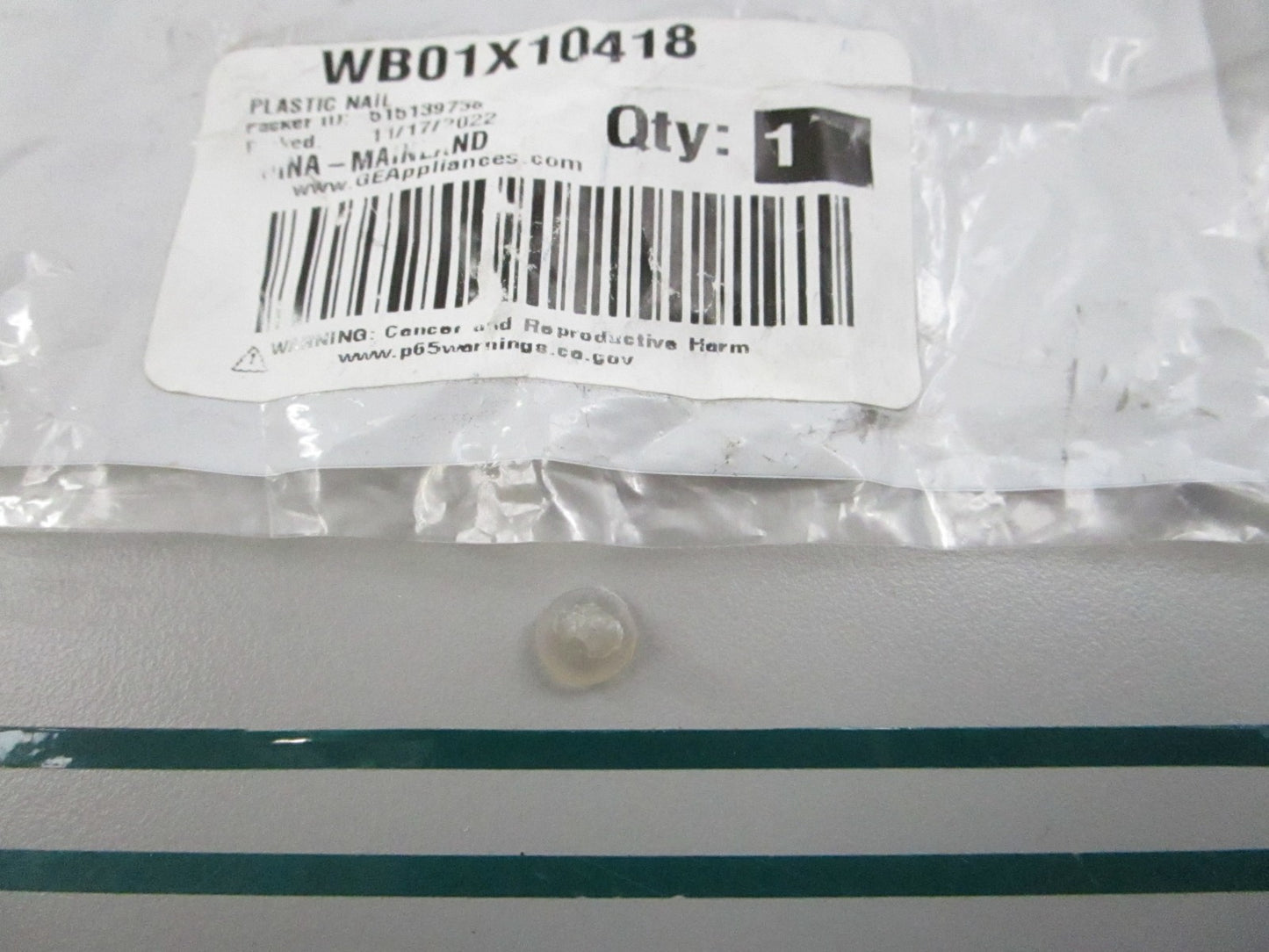 GE NEW OEM Plastic Nail Fastener WB01X10418 Range Oven Stove 0810