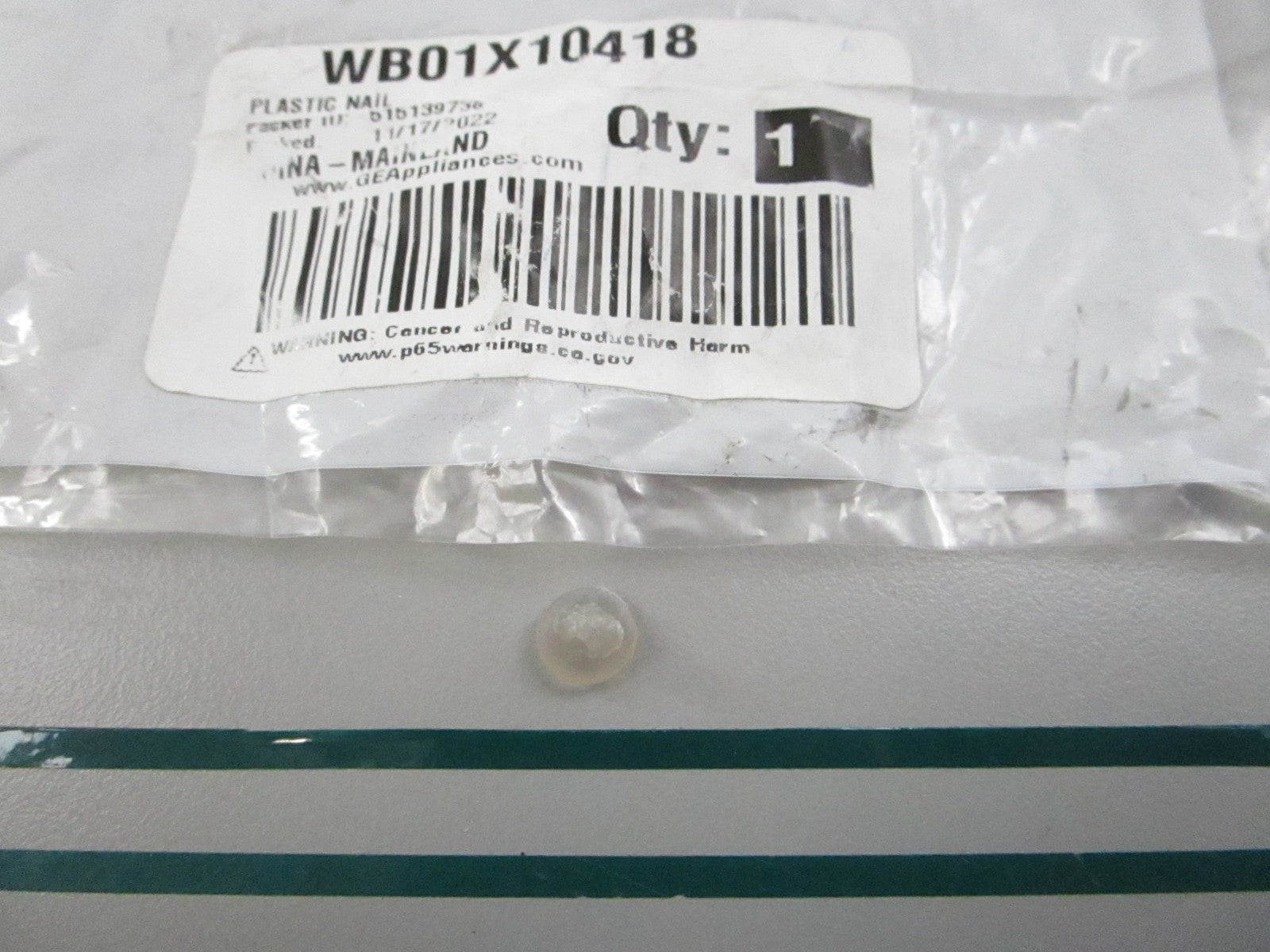 GE NEW OEM Plastic Nail Fastener WB01X10418 Range Oven Stove 0810