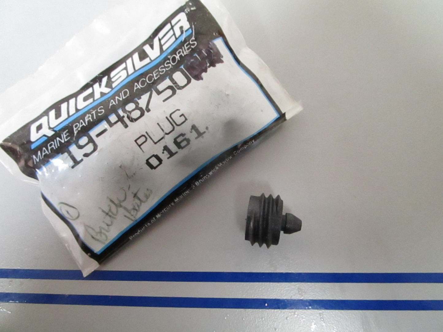 NEW OEM 19-48750 Mercury Quicksilver Plug 0810