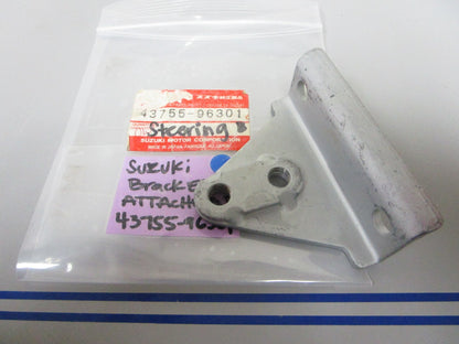 NEW OEM 43755-96301 Suzuki Steering Bracket Attachment 0720