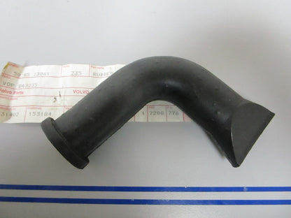 NEW OEM 843235 Volvo Penta Rubber Bend Hose 0720