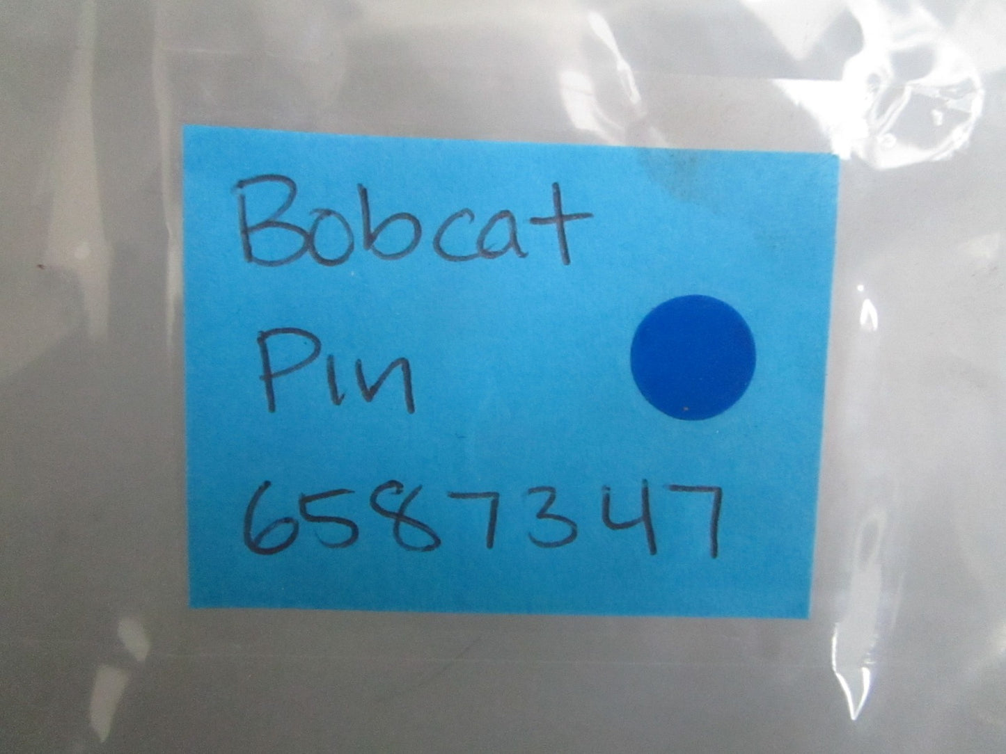 *NEW OEM* 0820 Bobcat Pin 6587347