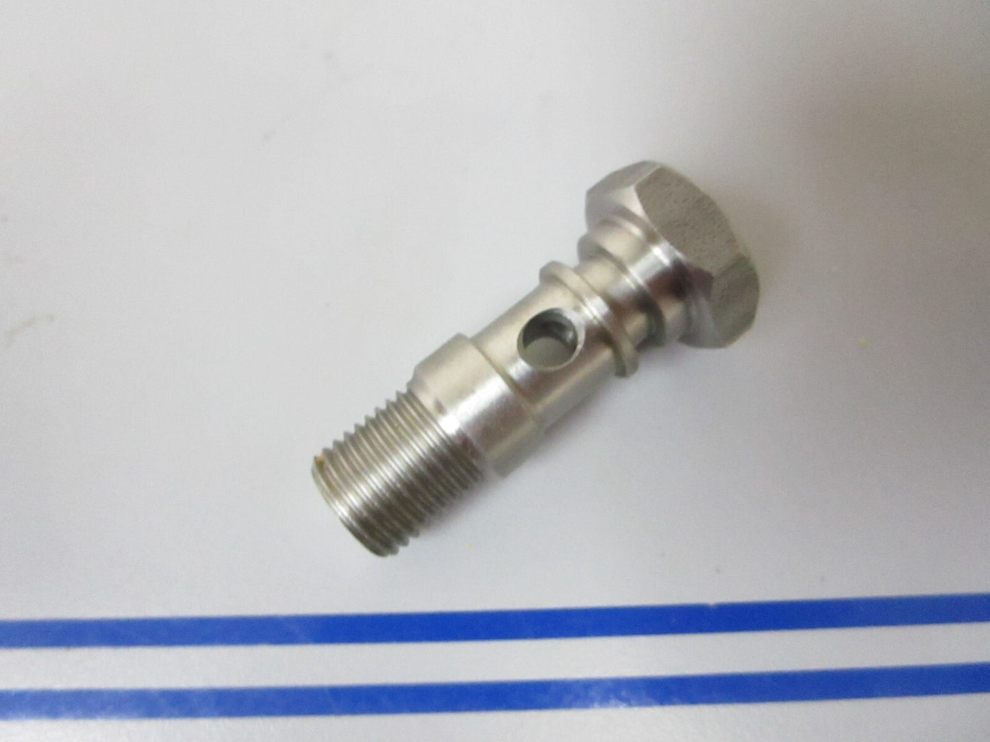 *NEW OEM* 0810 Volvo Penta Retainer Bolt 3852694