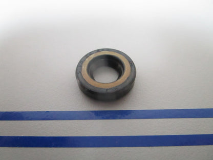 NEW OEM 09282-10009 Suzuki Oil Seal 0810
