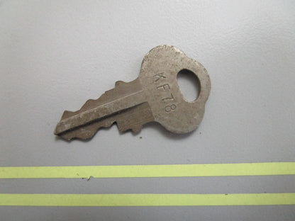 *NEW OEM* 0810 OMC Johnson Evinrude Ignition Key KF78 501593 0501593