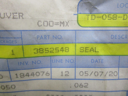 *NEW OEM* 0810 OMC Johnson Evinrude Seal 3852548