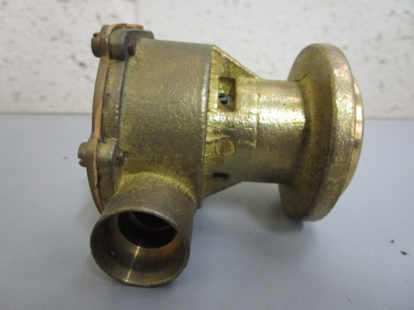 *NEW OEM* 0820 Volvo Penta Cooling Water Pump 829895