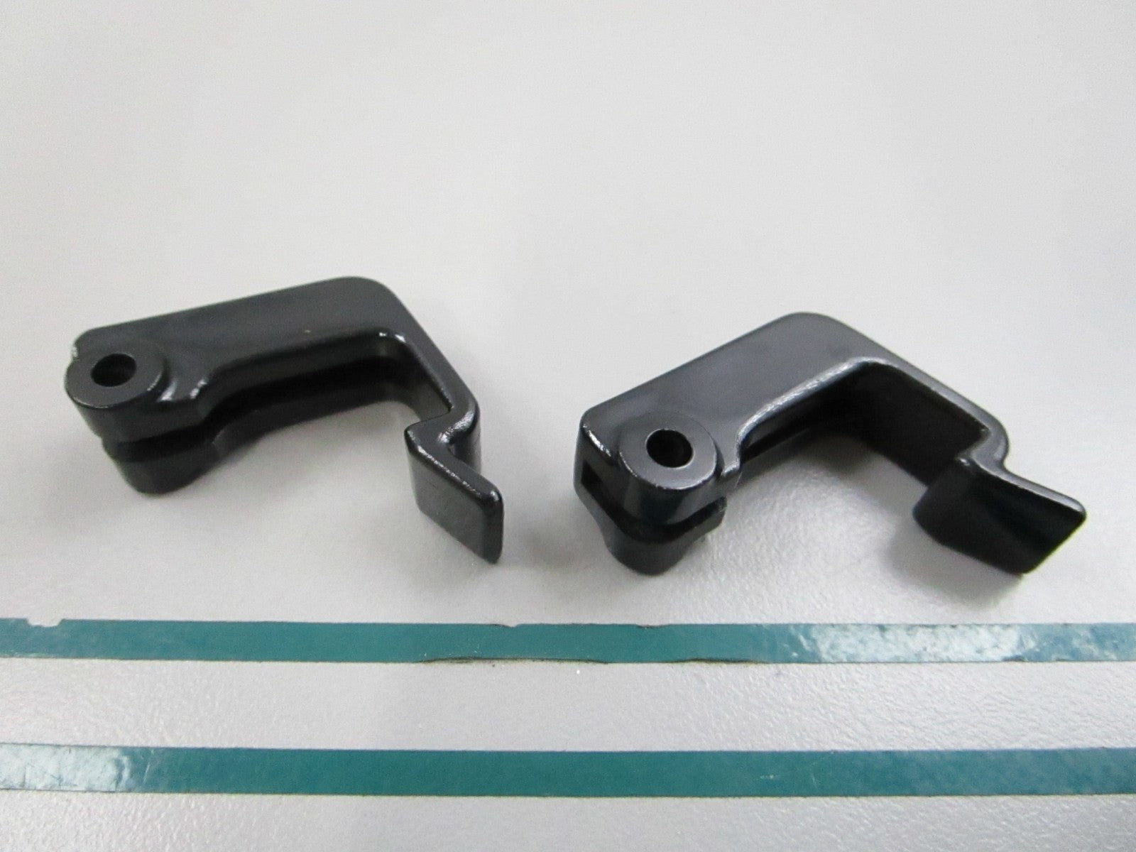 NEW OEM (LOT OF 2) 682-48538-50-00 Yamaha Cable Clamp 0810