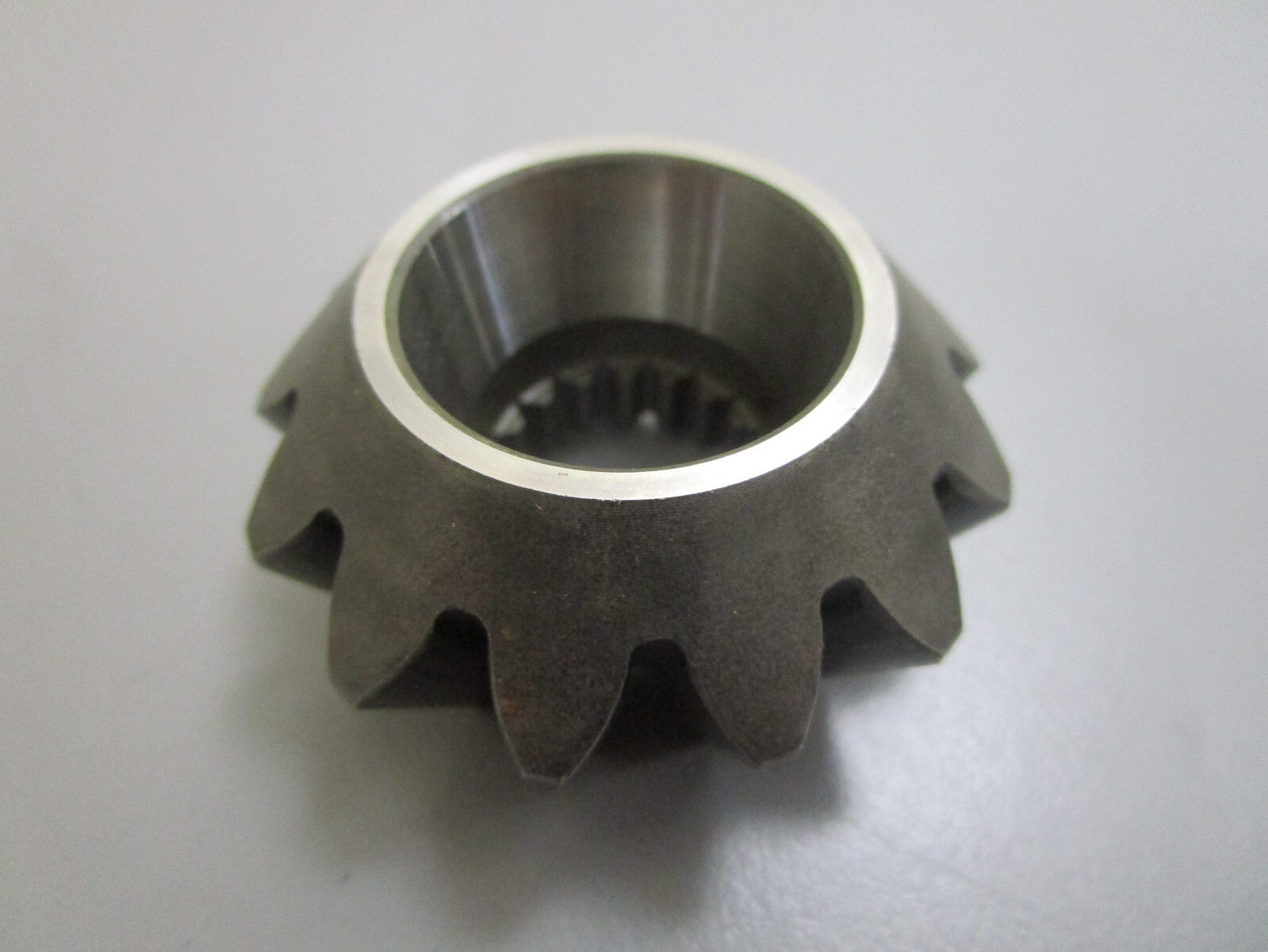 *NEW OEM* 0820 Mercury Quicksilver Pinion Gear 43-53981