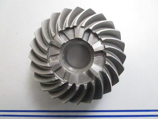 *NEW OEM* 0820 OMC Johnson Evinrude 24T Gear 347375 0347375