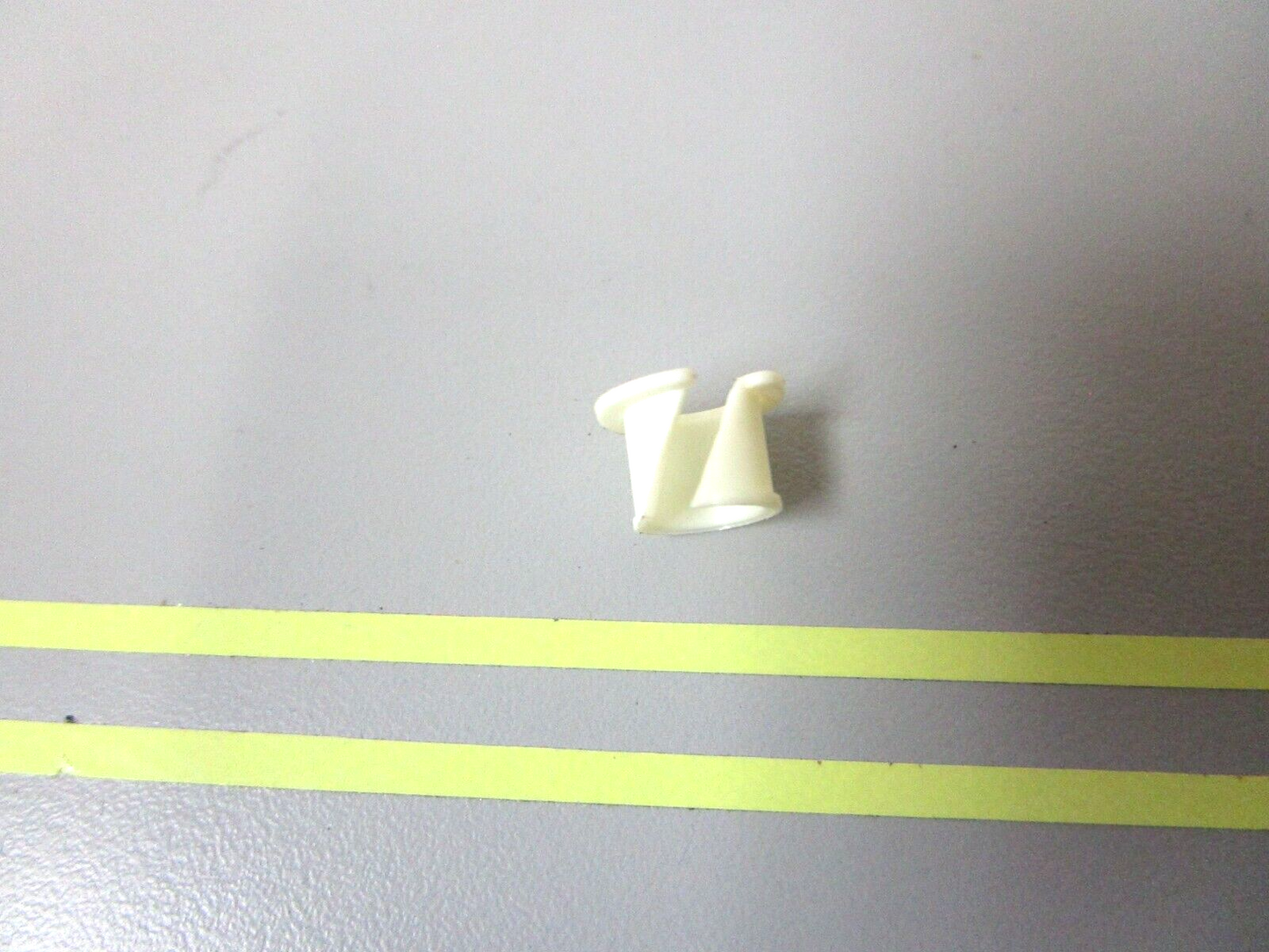 *NEW OEM* 0750 OMC Johnson Evinruide BUSHING 318590 0318590