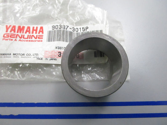NEW OEM 90387-3015P-00 Yamaha Collar 0810