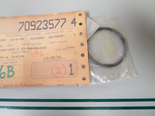 NEW OEM 70923577 AGCO O-Ring 0810