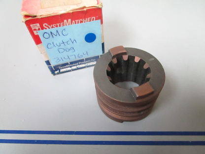 *NEW OEM* 0810 OMC Johnson Evinrude Clutch Dog 314764 0314764