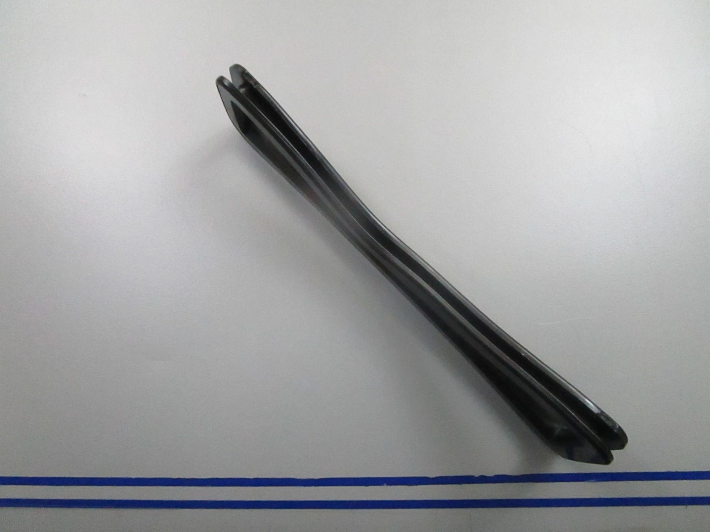 *NEW OEM* 0810 Mercury Quicksilver Grommet 813505